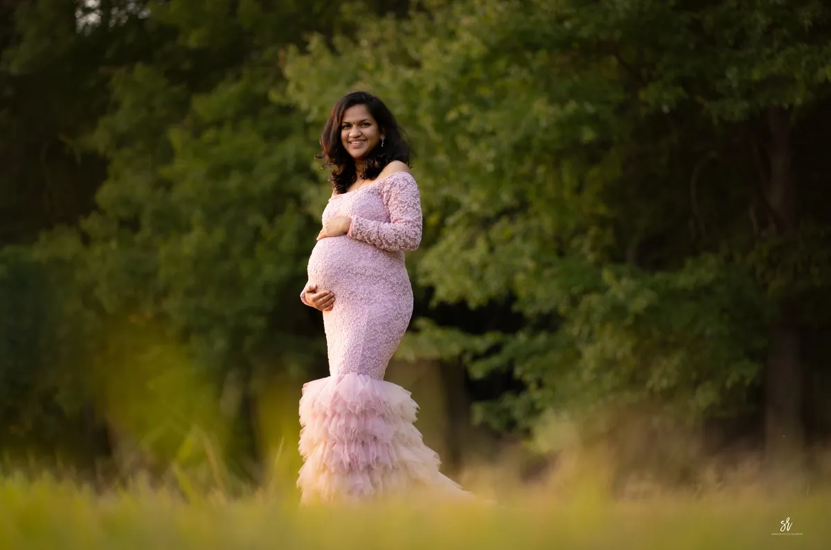 Fine-art maternity portrait celebrating the season of waiting · 05
