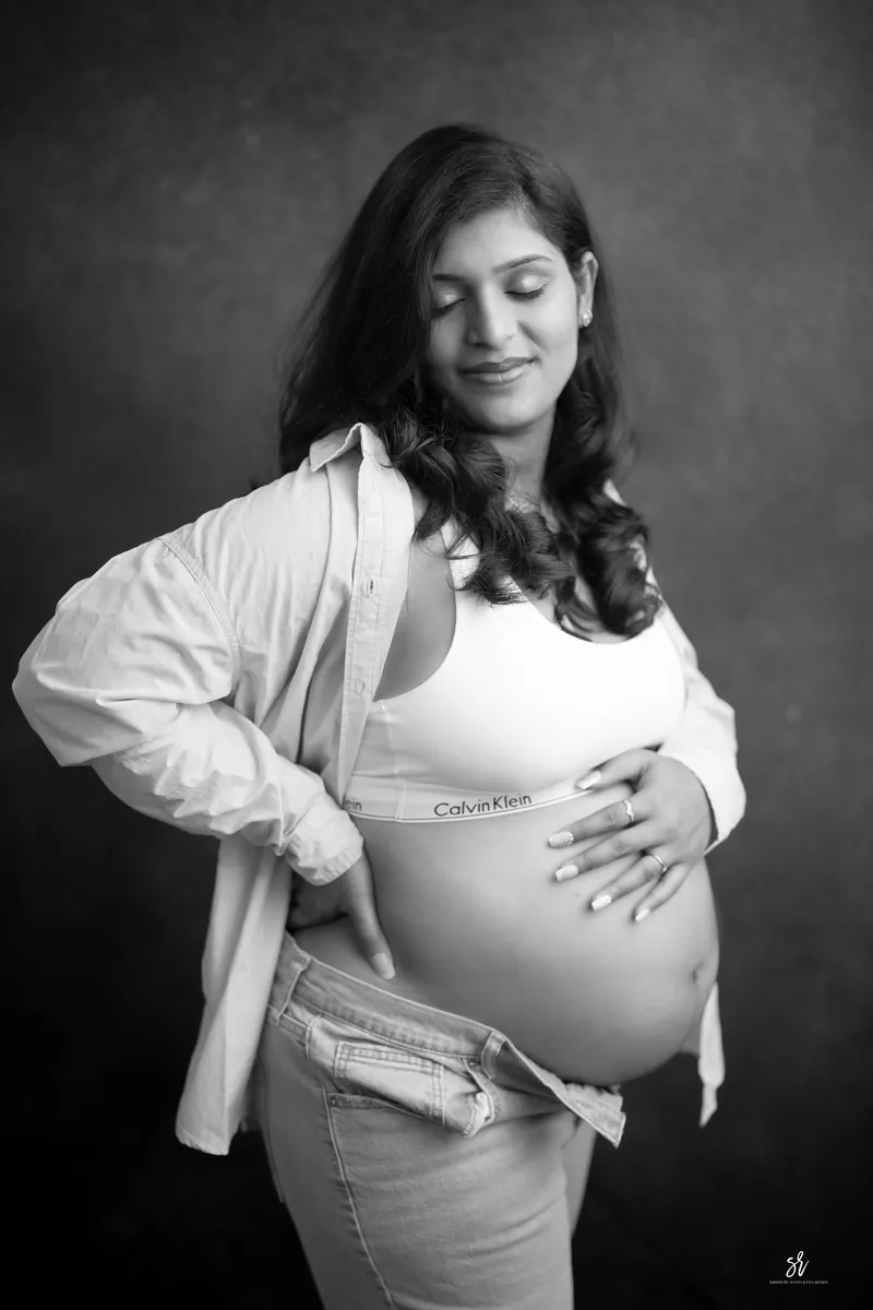 Fine-art maternity portrait celebrating the season of waiting · 13