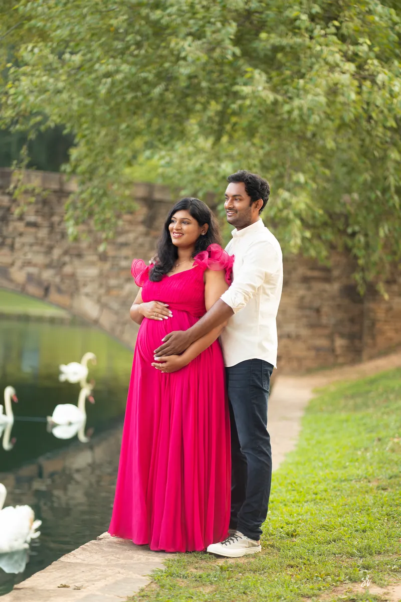 Fine-art maternity portrait celebrating the season of waiting · 17